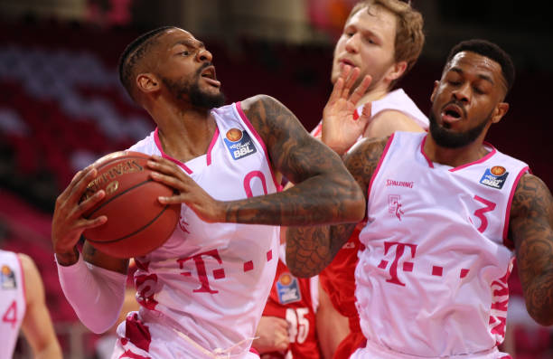 暗示着两队 暗示着两队