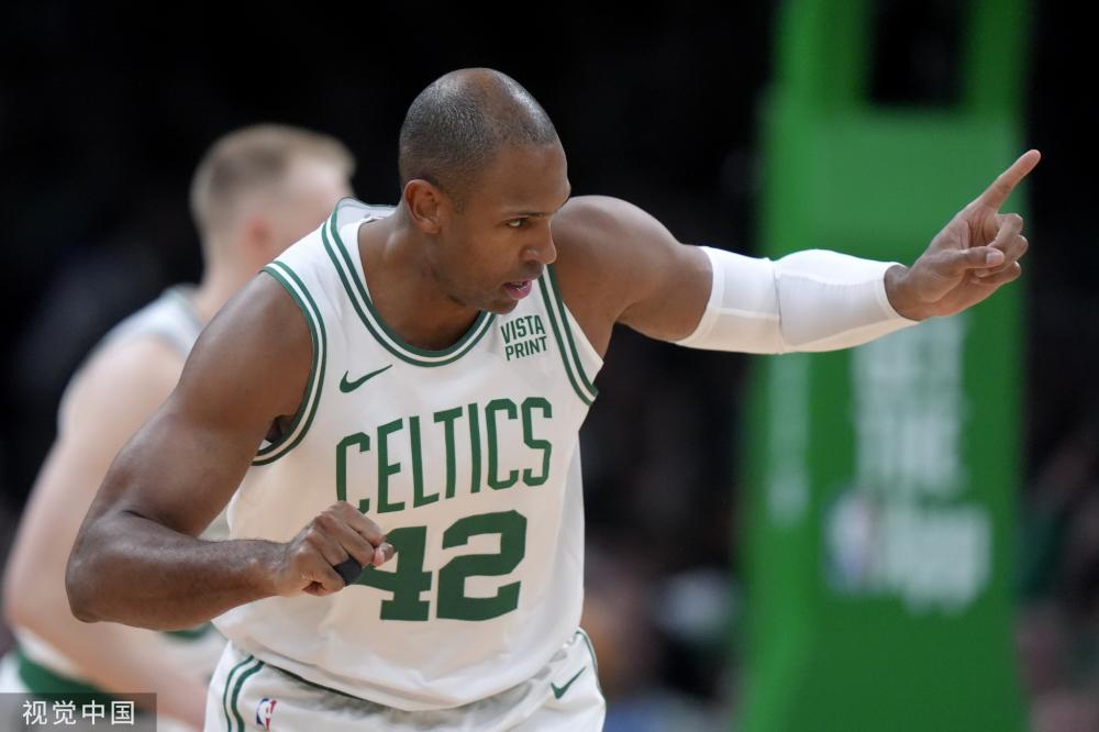 与相恋8年 与相恋8年