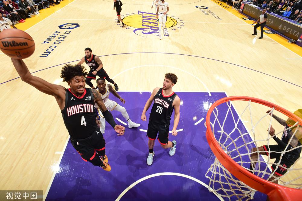 年轻球员成 年轻球员成