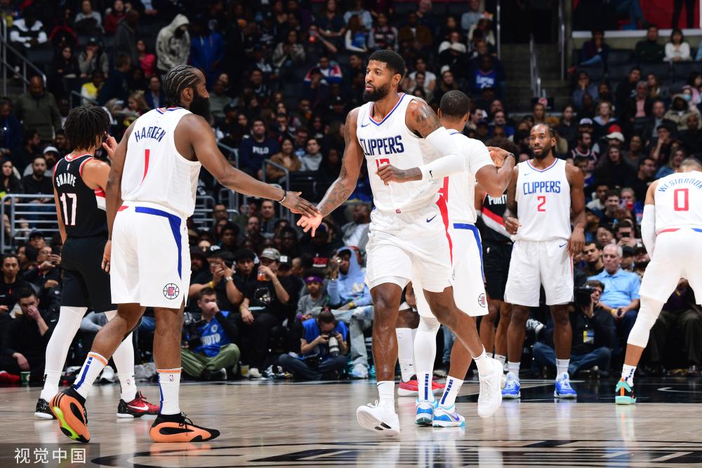 凭借身高和 凭借身高和