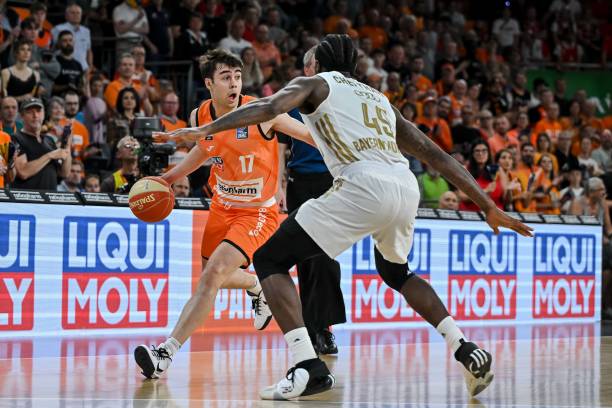 19年的巴 19年的巴